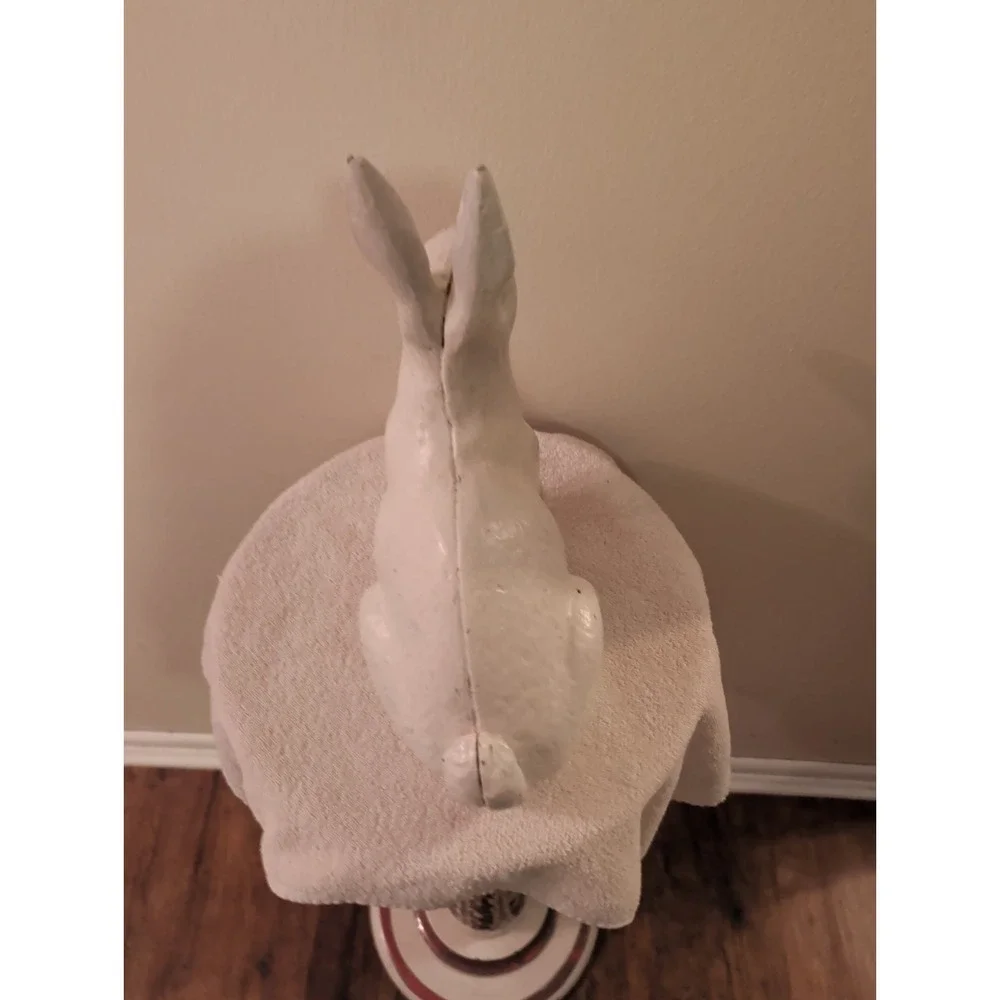 antique cast iron garden bunny  Hubley  Kramer Rabbit White Paint Doorstop.13LBS